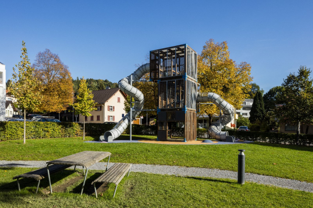 Spielplatz im Zentrum von Eschen