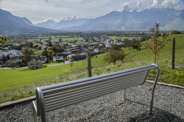 Ausblick vom Ortsteil Aspen über die Gemeinde Eschen