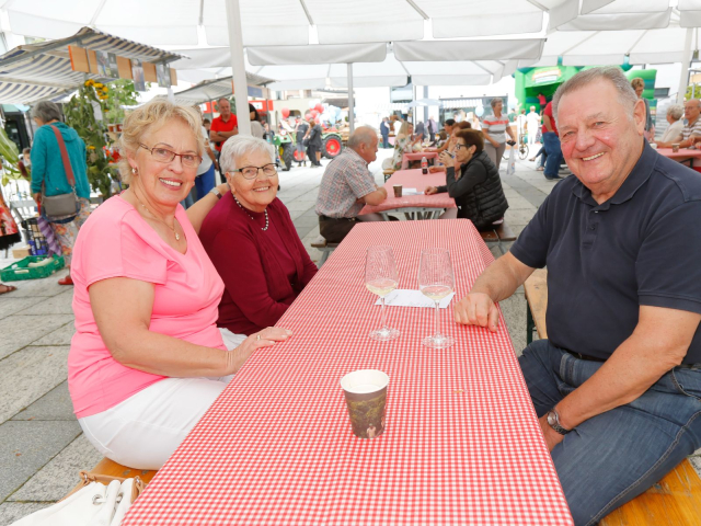 Bauernmarkt Juni